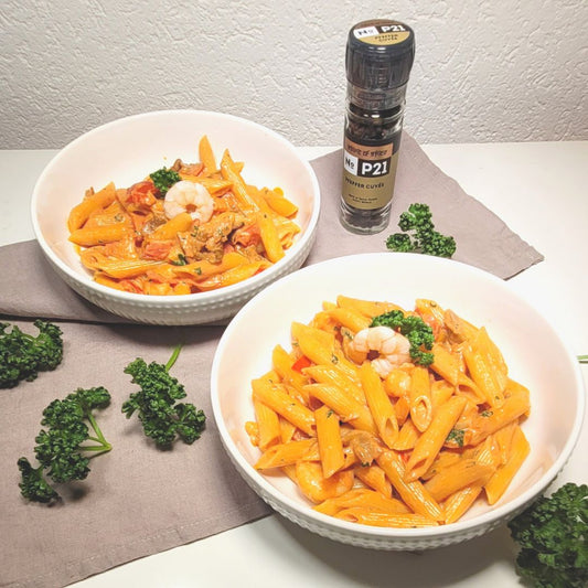 Pasta mare e monte mit Pfeffer Cuvée – schnell & aromatisch
