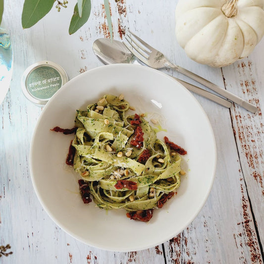 Tagliatelle an Kürbiskernpesto