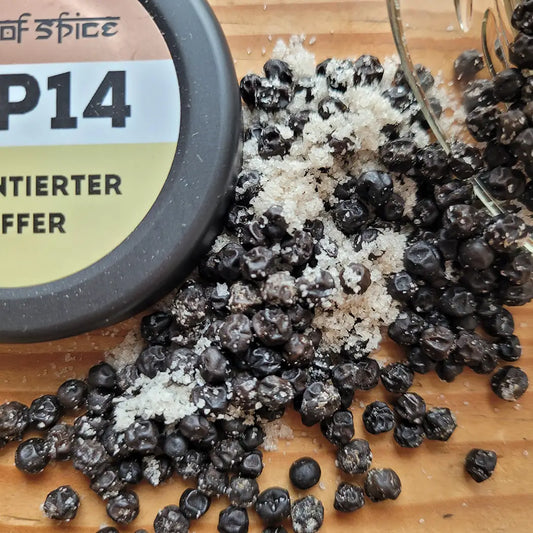 „Fermentierter schwarzer Pfeffer - mild scharf mit fruchtigen Nuancen für Fleisch und Currys