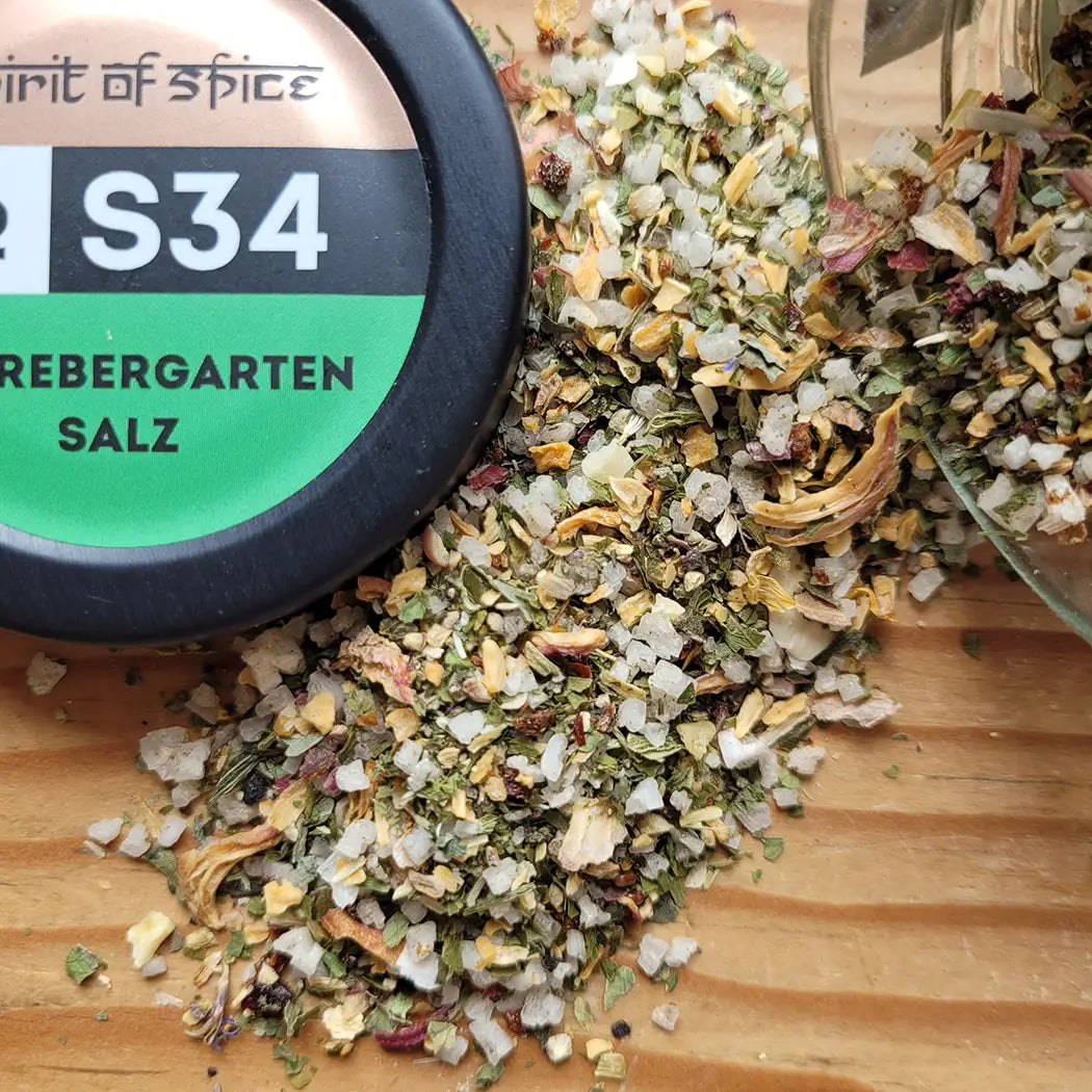 Schrebergartensalz - traditionelles Kräutersalz mit Petersilie, Basilikum und Blüten für Salate, Gemüse und Dips