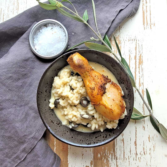 Martini-Oliven Risotto mit Pouletschenkel aus dem Ofen