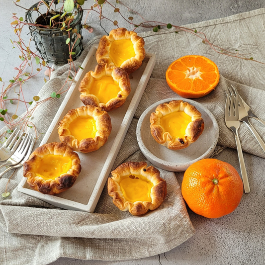 knunsprige Blätterteigtörtchen mit Mandarinencreme 