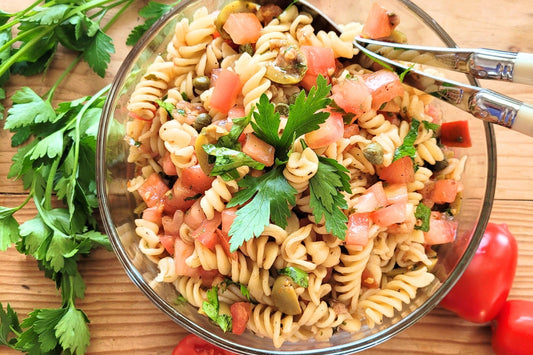 Mediterraner Teigwarensalat ohne Mayonnaise - Alltagsküche in 20 Minuten