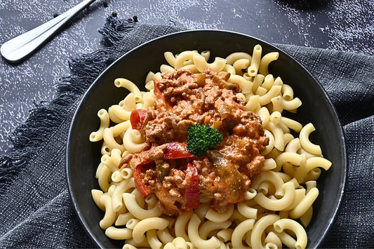 Hörnli & Ghackets „Stroganoff“