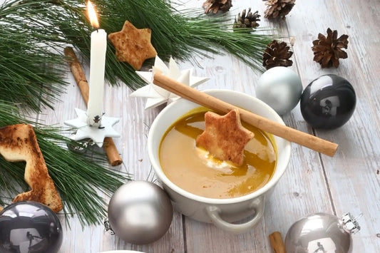 Kürbissuppe mit English-Curry & Zimt-Croûtons